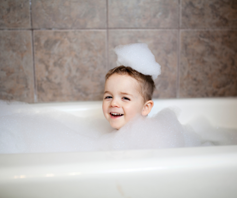 Child in bath 